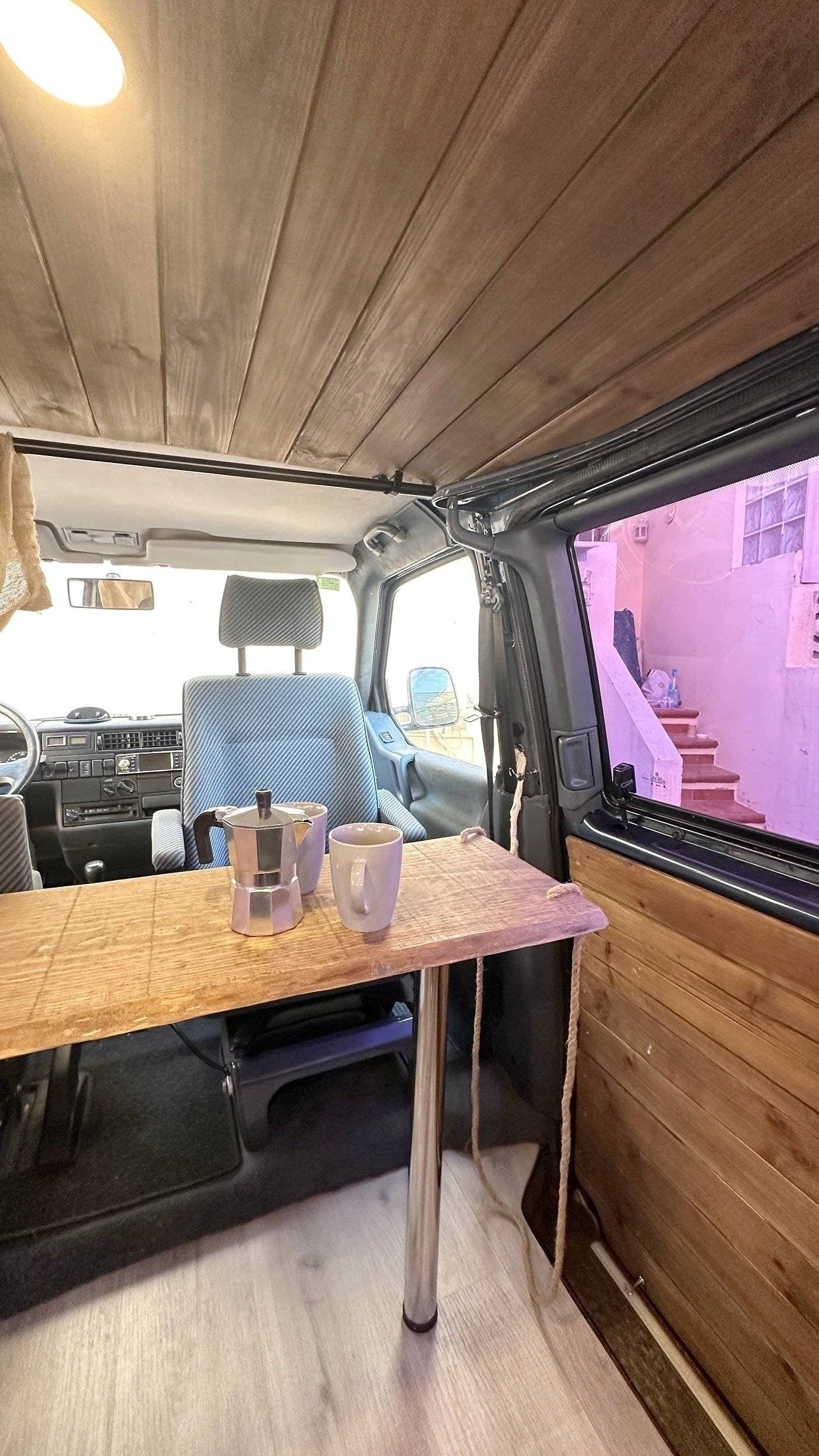 Volkswagen Caravelle